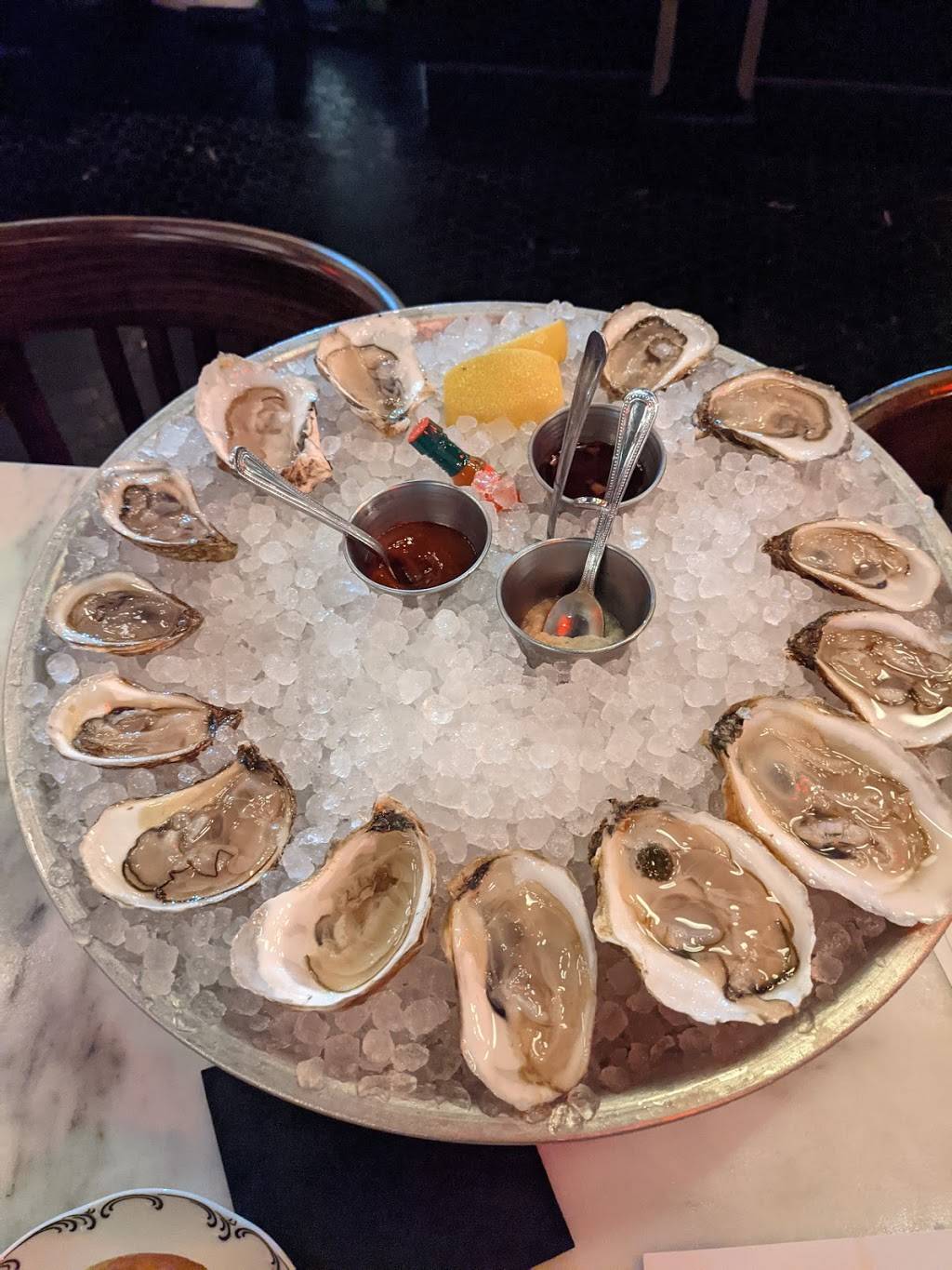 Loch Bar | restaurant | 4444 Westheimer Rd Suite G110, Houston, TX 77027, USA | 8324306601 OR +1 832-430-6601