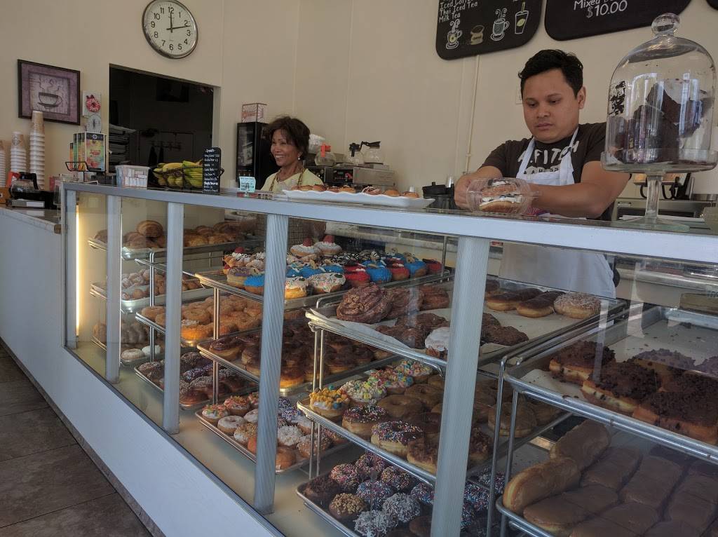 Spudnuts Donuts | bakery | 8225 Topanga Canyon Blvd, Canoga Park, CA 91304, USA | 8183485054 OR +1 818-348-5054