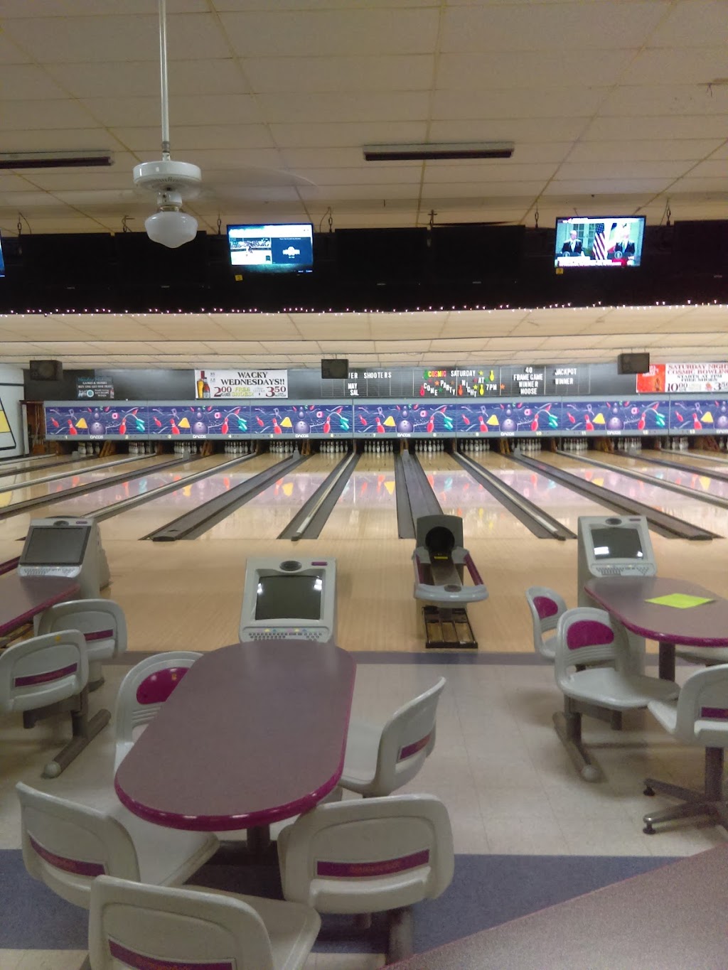 Silver Bowling Center | restaurant | 2020 Memory Ln, Silver City, NM 88061, USA | 5755383612 OR +1 575-538-3612