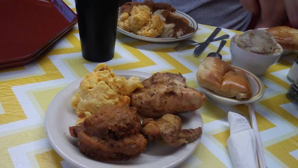 Stephs Southern Soul Restaurant | restaurant | 14519 5th St, Dade City, FL 33523, USA | 3524375907 OR +1 352-437-5907