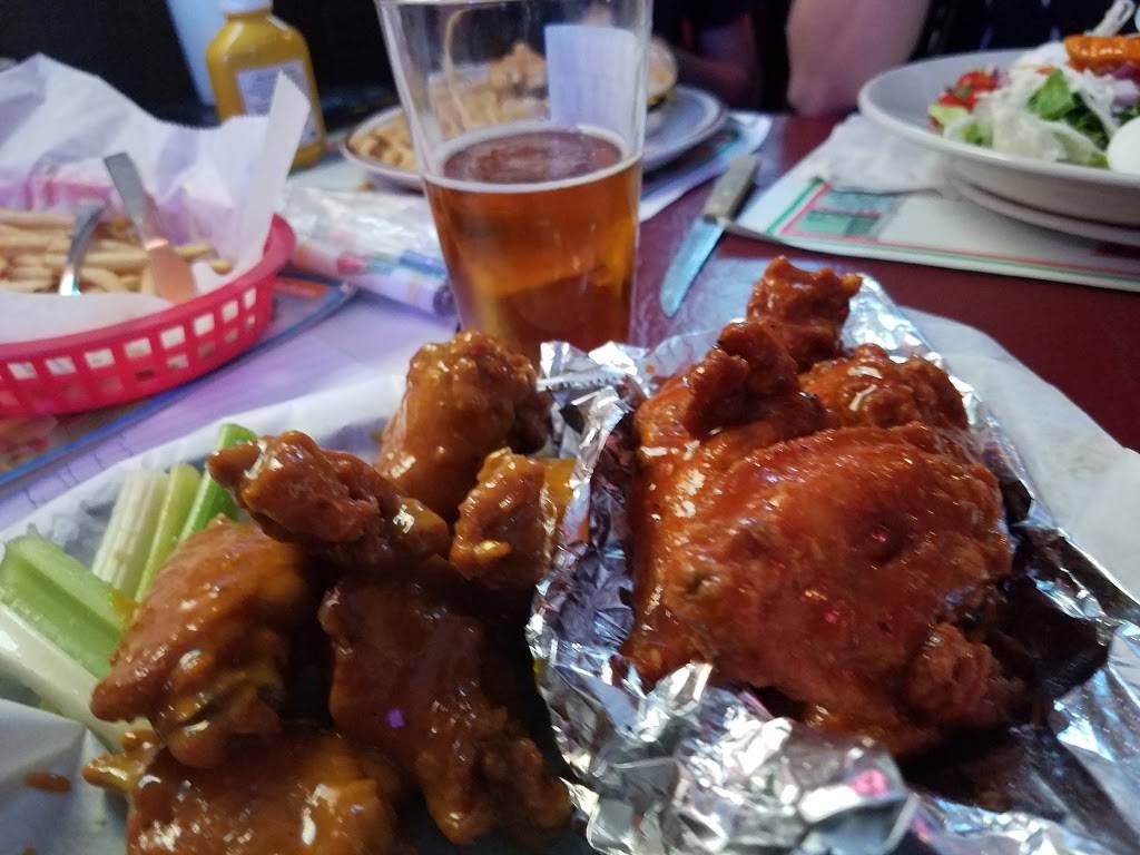 MVPs Sports Bar and Grille | restaurant | 275 Park Ave W, Mansfield, OH 44902, USA | 4195263061 OR +1 419-526-3061