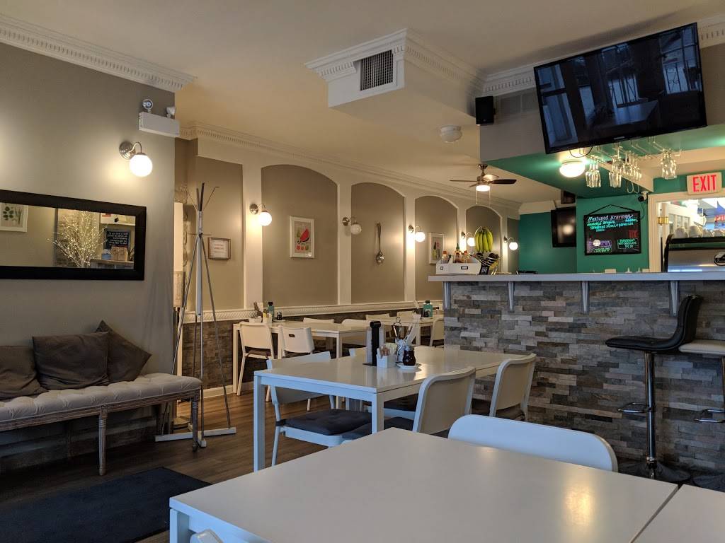 Kravingz | restaurant | 1710 Lakeshore Rd W, Mississauga, ON L5J 1J5, Canada | 9059165500 OR +1 905-916-5500