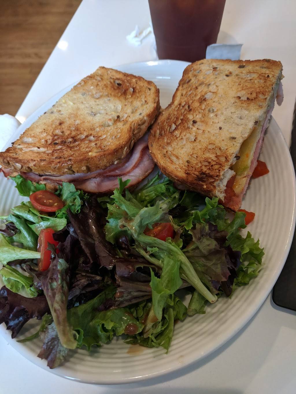 Nectar Coffee and Wine Bistro | restaurant | 106 Hume Ave, Alexandria, VA 22301, USA | 5714316150 OR +1 571-431-6150