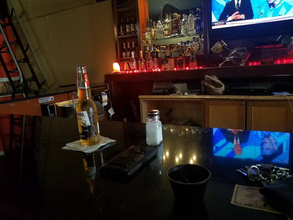 El Cuscatleco Restaurant | restaurant | 251 W Glebe Rd, Alexandria, VA 22305, USA | 7035198875 OR +1 703-519-8875