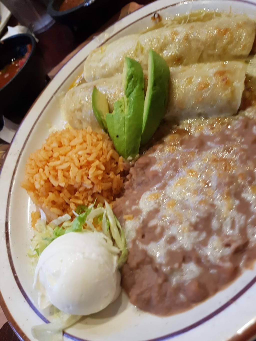 Lunas | restaurant | 343 S Mission Dr, San Gabriel, CA 91776, USA | 6265767653 OR +1 626-576-7653