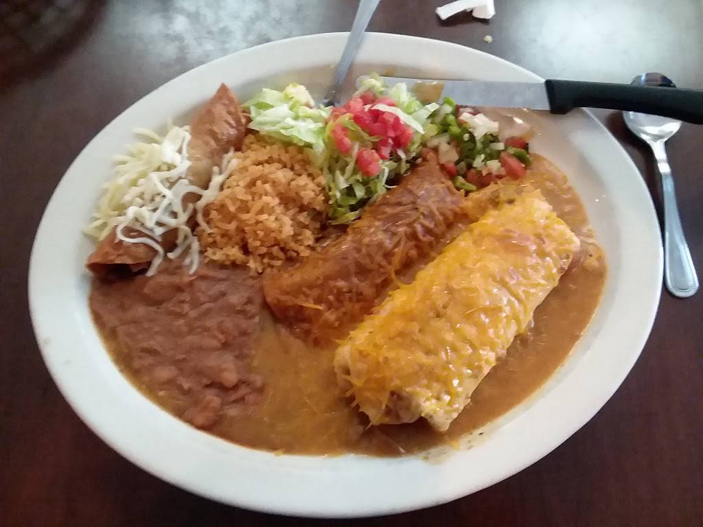 Tradicion Bar & Grill & Event Center | restaurant | 8383 Rosemary St, Commerce City, CO 80022, USA | 7203794532 OR +1 720-379-4532