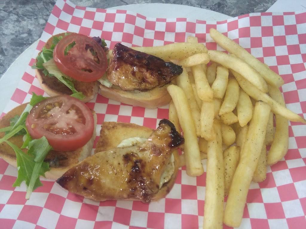 Beckys Kitchen | restaurant | 3115 TN-57, Counce, TN 38326, USA | 7316076951 OR +1 731-607-6951