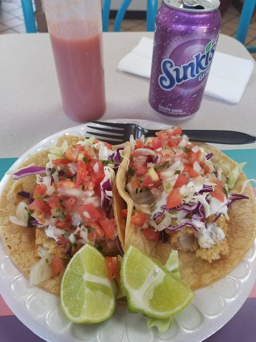 Los Garcias Taco Shop | restaurant | 584 N Mollison Ave, El Cajon, CA 92021, USA | 6194440427 OR +1 619-444-0427