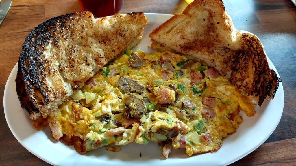 Lumberjack Inn | restaurant | 76 Main St, Tupper Lake, NY 12986, USA | 5183592910 OR +1 518-359-2910