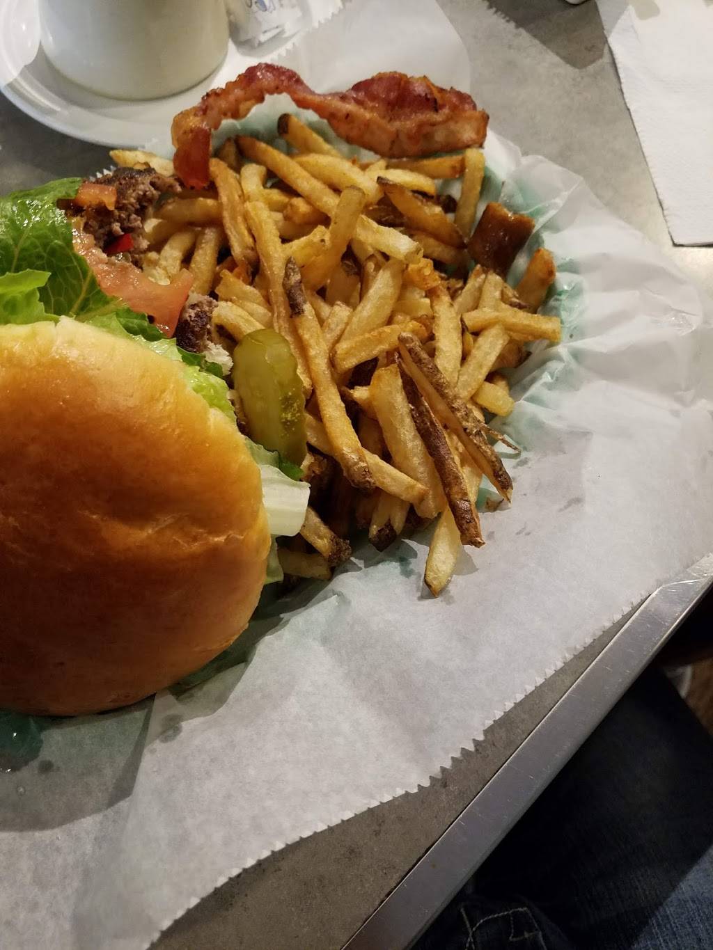 The Junction Diner The Train Restaurant | restaurant | 7401 Madison St, Forest Park, IL 60130, USA | 7087715276 OR +1 708-771-5276