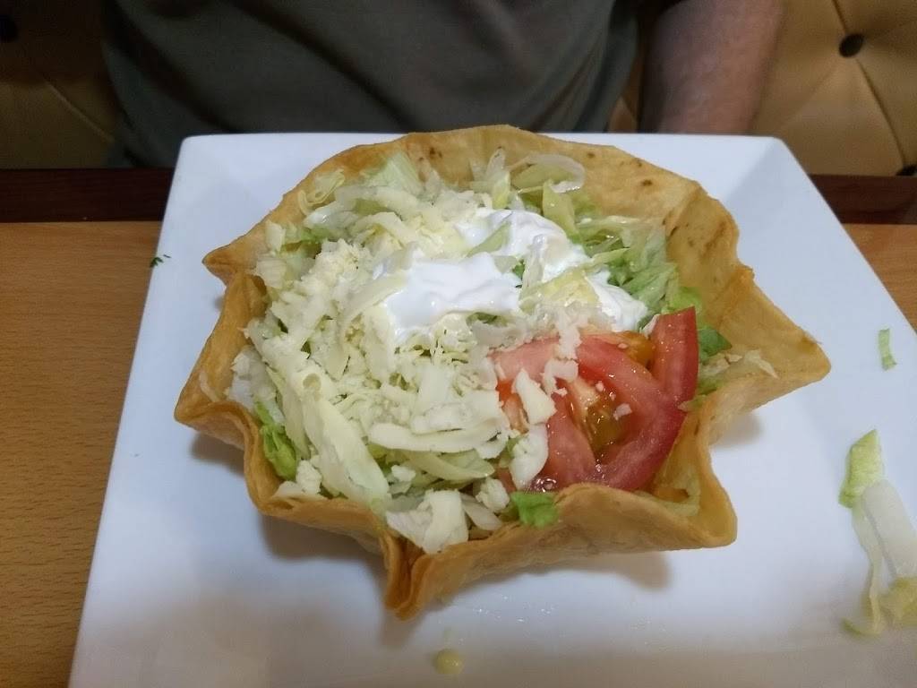 Mi Patron | restaurant | 1128 E Lynchburg Salem Turnpike #1200, Bedford, VA 24523, USA | 5405835054 OR +1 540-583-5054