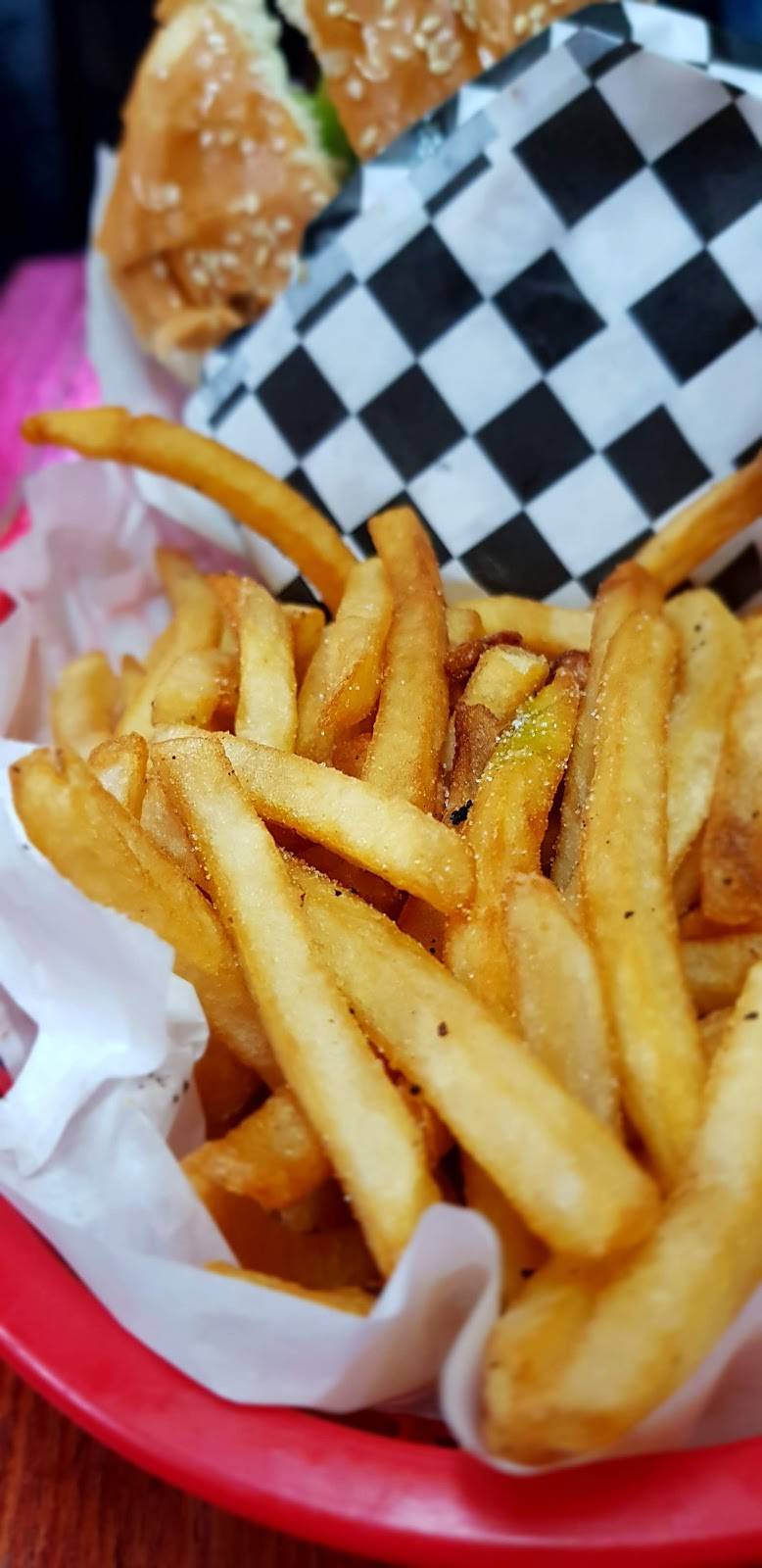 Baja Burgers | restaurant | Calle Ambar 555, Carlos Pacheco I, 22810 Ensenada, B.C., Mexico | 016462480917 OR +52 646 248 0917