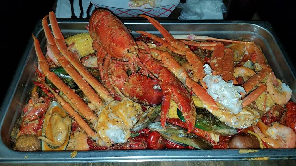 The Boiling | restaurant | 1 N Meridian St #100, Indianapolis, IN 46204, USA | 3176003066 OR +1 317-600-3066