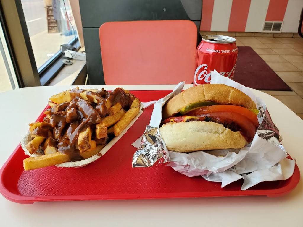 Jumbo Burgers | restaurant | 685 Runnymede Rd, Toronto, ON M6S 3A4, Canada | 4167636961 OR +1 416-763-6961