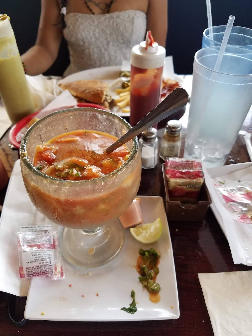 Tacon Ganas | restaurant | 2780 Royal Ln, Dallas, TX 75229, USA | 9722474770 OR +1 972-247-4770