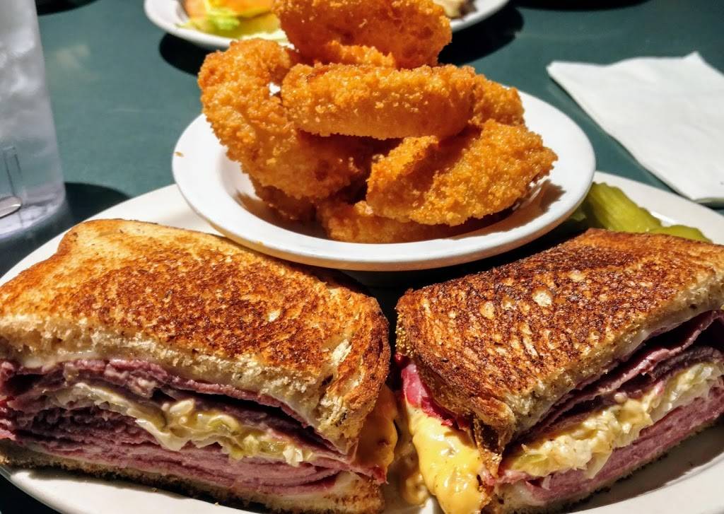 OB. Clarks | restaurant | 1921 S Brentwood Blvd, Brentwood, MO 63144, USA | 3149618900 OR +1 314-961-8900