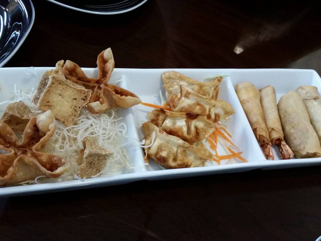 Bua Thai Fusion | restaurant | 8011 20th St SE, Lake Stevens, WA 98258, USA | 4253743889 OR +1 425-374-3889