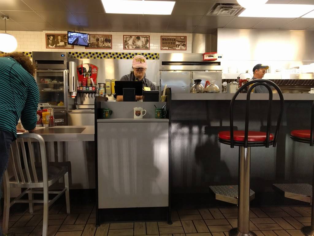 Waffle House | meal takeaway | 1312 Murfreesboro Rd, Franklin, TN 37064, USA | 6157941165 OR +1 615-794-1165