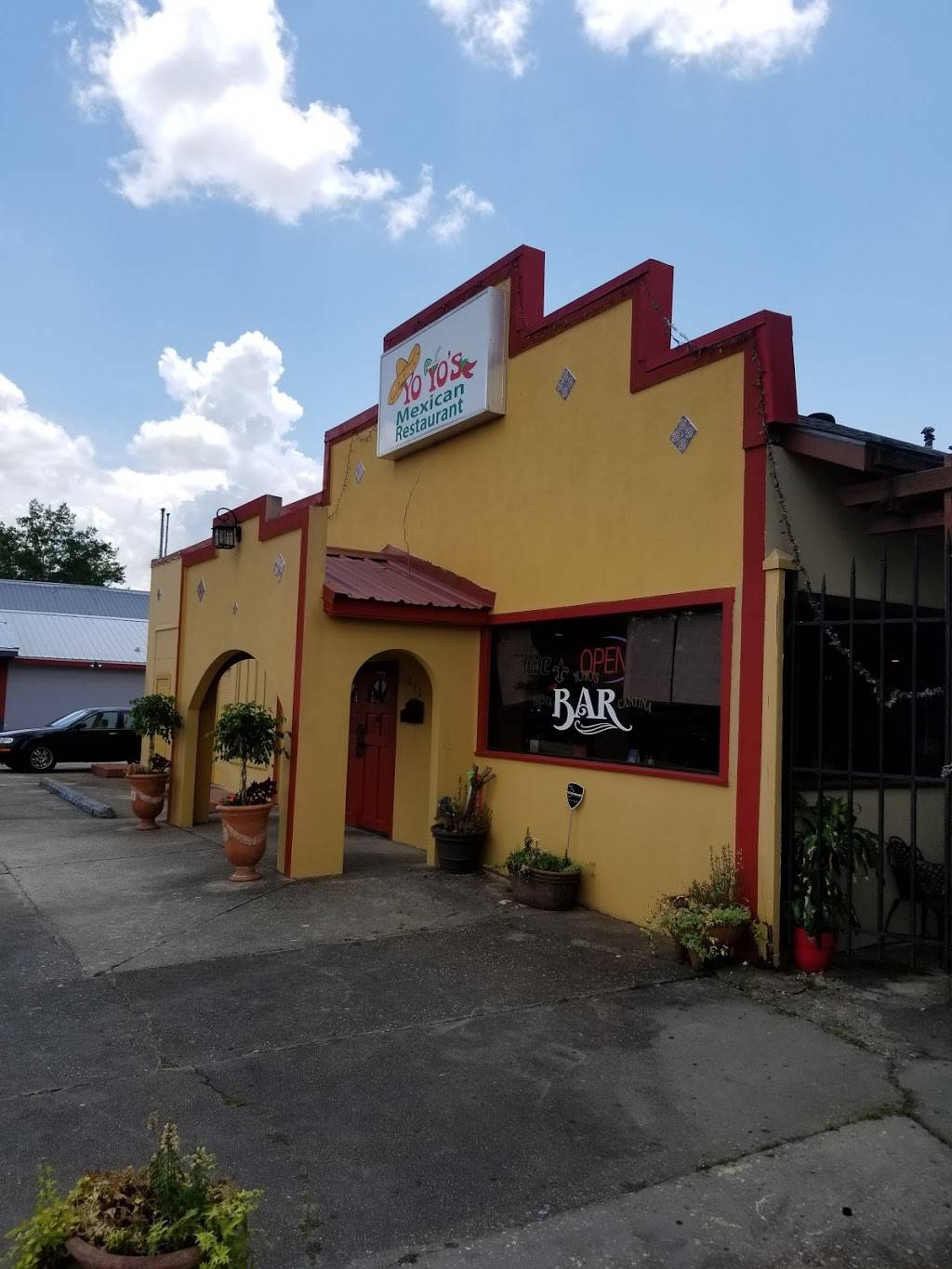 Yoyos Mexican Restaurant | restaurant | 210 Louisiana Ave, Bogalusa, LA 70427, USA | 9857351055 OR +1 985-735-1055