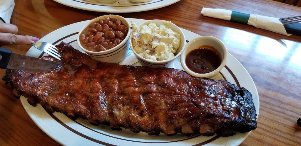 Toms Farms Bar and Grill | restaurant | 23800 Temescal Canyon Rd, Temescal Valley, CA 92883, USA | 9512771002 OR +1 951-277-1002