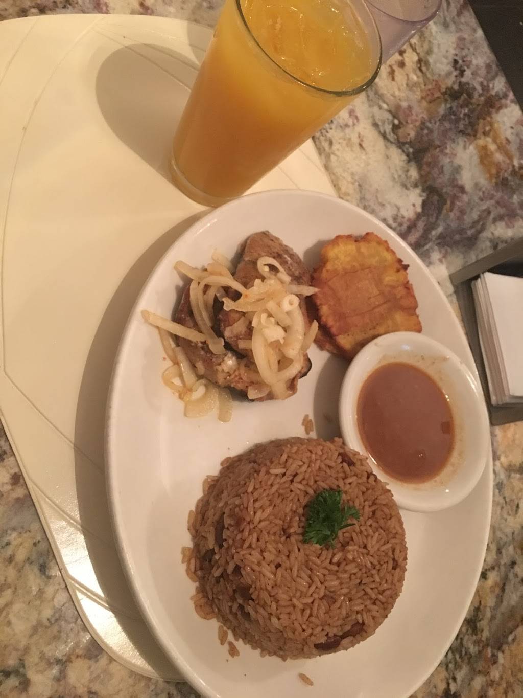 Randys Restaurant & Lounge | night club | 13420 NW 7th Ave, Miami, FL 33168, USA | 3056879630 OR +1 305-687-9630