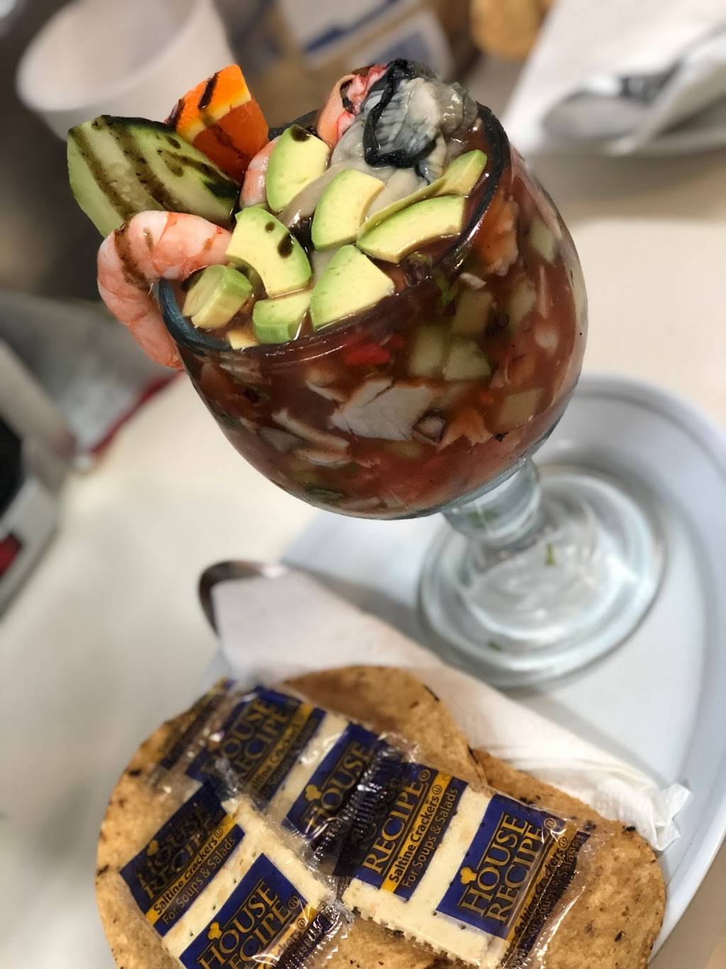 Delicias Las Palmas Taqueria y Mariscos | restaurant | 502 E Pacheco Blvd, Los Banos, CA 93635, USA | 2097100361 OR +1 209-710-0361