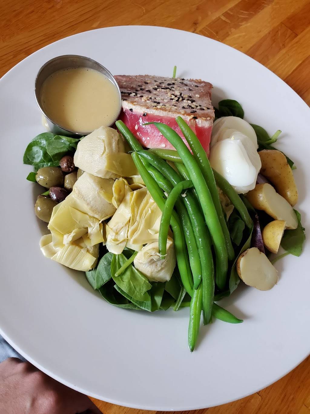 Bayside Betsys | restaurant | 177 Commercial St, Provincetown, MA 02657, USA | 5084876566 OR +1 508-487-6566