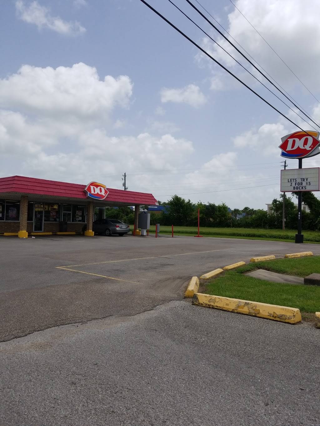 Dairy Queen | restaurant | 301 7th St, Bay City, TX 77414, USA | 9792459101 OR +1 979-245-9101