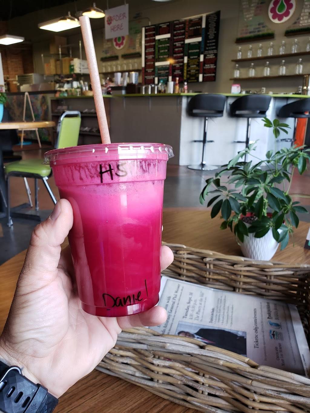 Nourish Organic Juice | restaurant | 303 E Pikes Peak Ave, Colorado Springs, CO 80903, USA | 7196345686 OR +1 719-634-5686