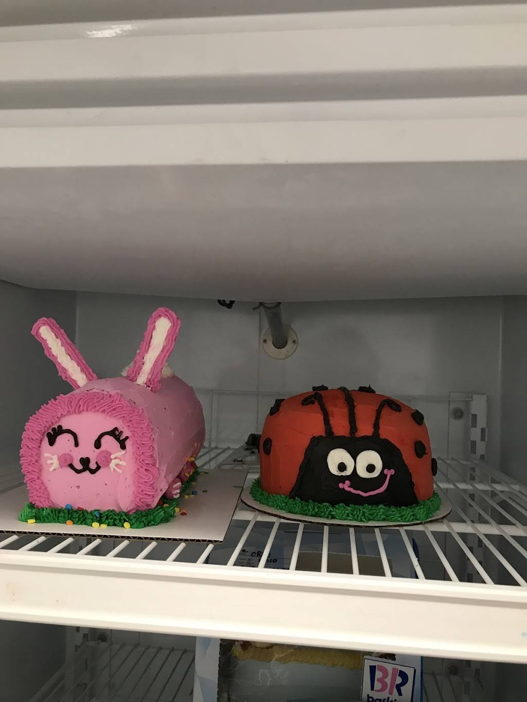 Dunkin | bakery | 1046 US Highway 211 W, Luray, VA 22835, USA | 5408605648 OR +1 540-860-5648