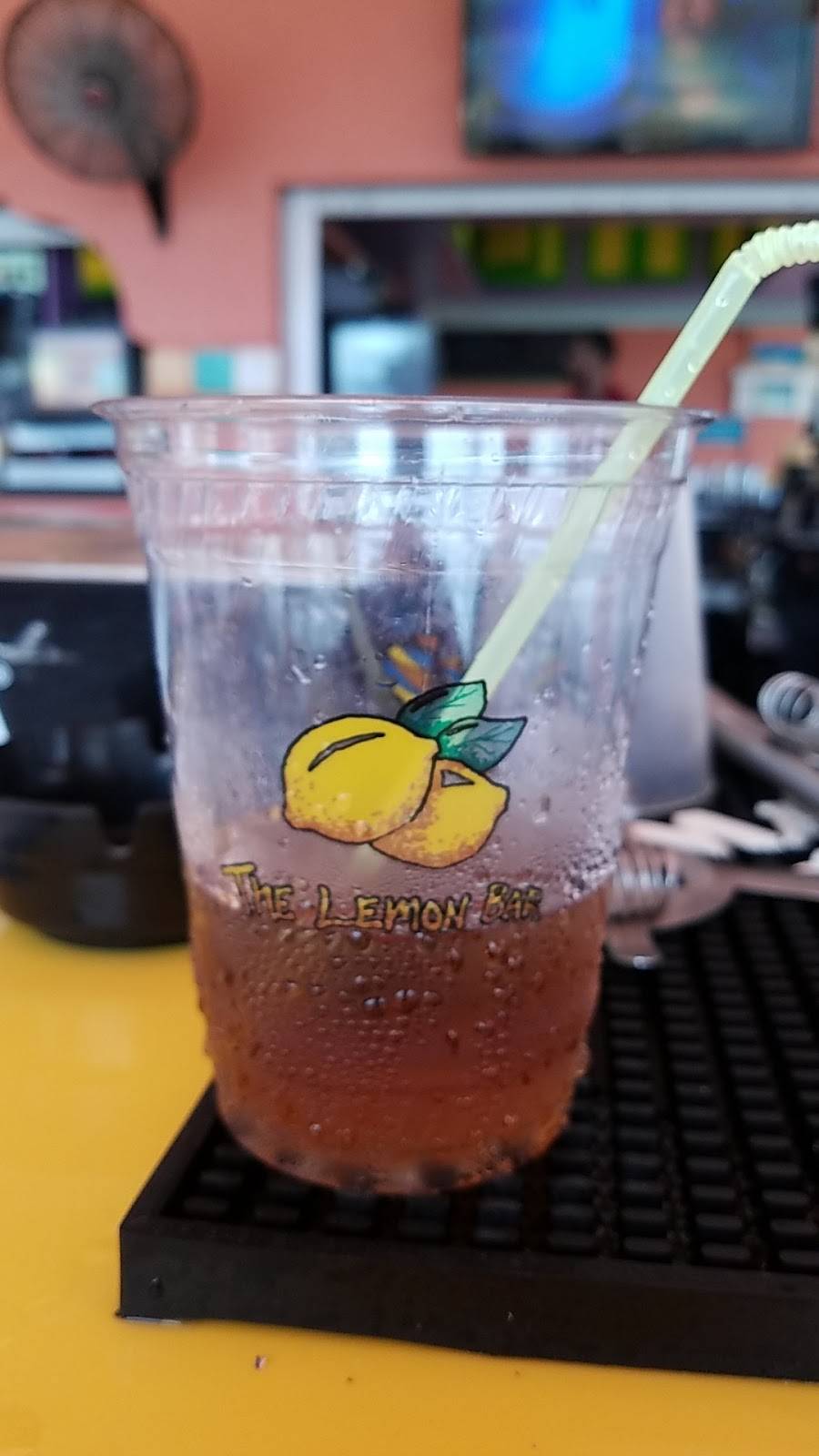 Lemon Bar | restaurant | 2 Lemon St, Neptune Beach, FL 32266, USA | 9043720487 OR +1 904-372-0487