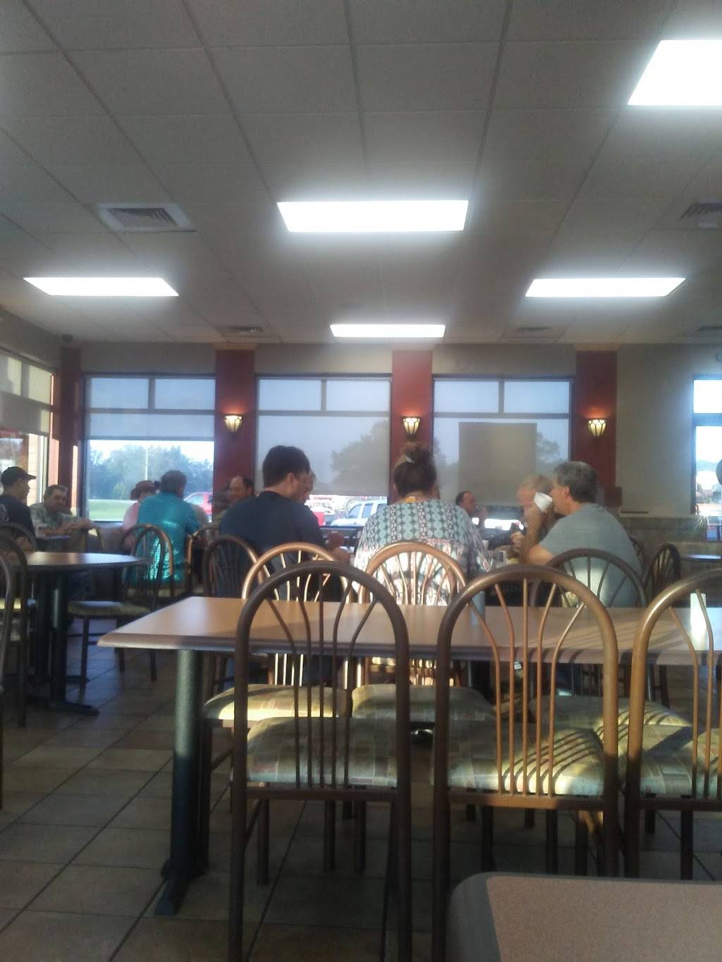 Jacks | restaurant | 44345 AL-21, Munford, AL 36268, USA | 2563585942 OR +1 256-358-5942