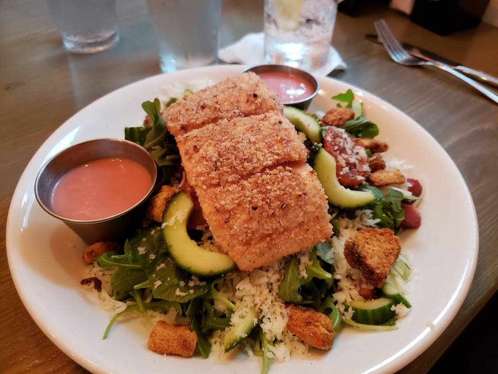 Ms. Roses Fine Food & Cocktails | restaurant | 1090 Sam Rittenberg Blvd, Charleston, SC 29407, USA | 8437660223 OR +1 843-766-0223