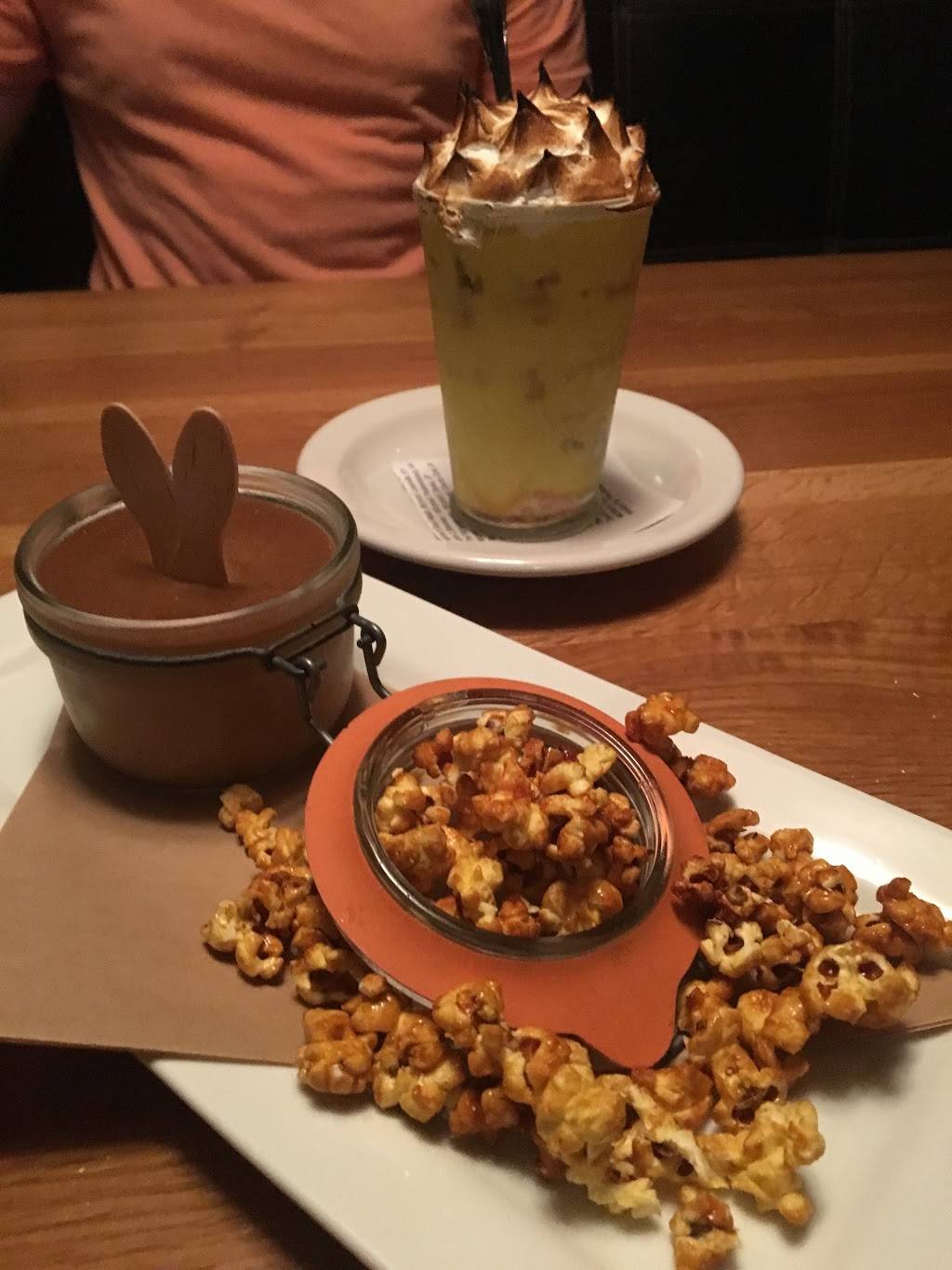 Neighborhood Services | restaurant | 5027 W Lovers Ln, Dallas, TX 75209, USA | 2143505027 OR +1 214-350-5027