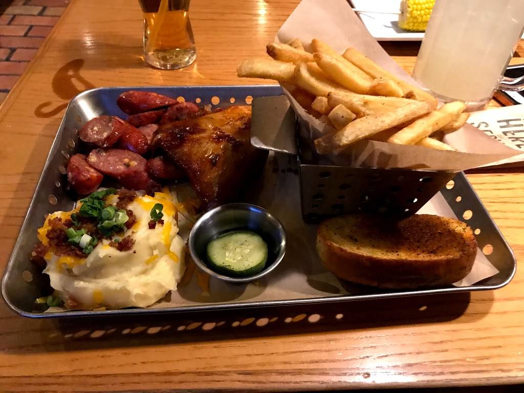 Chilis Grill & Bar | meal takeaway | 475 E Hospitality Ln, San Bernardino, CA 92408, USA | 9098856167 OR +1 909-885-6167