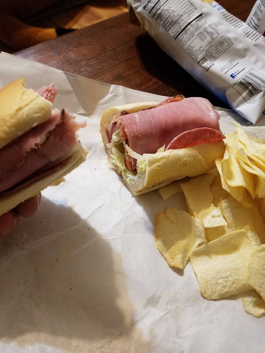 Casapullas | restaurant | 514 Casapulla Ave, Wilmington, DE 19805, USA | 3029945934 OR +1 302-994-5934