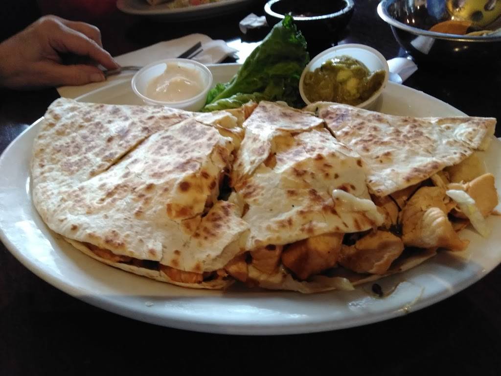 Casa Corona | restaurant | 7044 N Cedar Ave, Fresno, CA 93720, USA | 5593237409 OR +1 559-323-7409