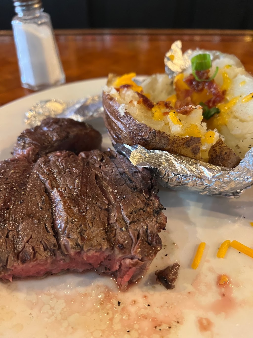 Carrollton Chophouse | restaurant | 206 Rome St, Carrollton, GA 30117, USA | 6786642239 OR +1 678-664-2239