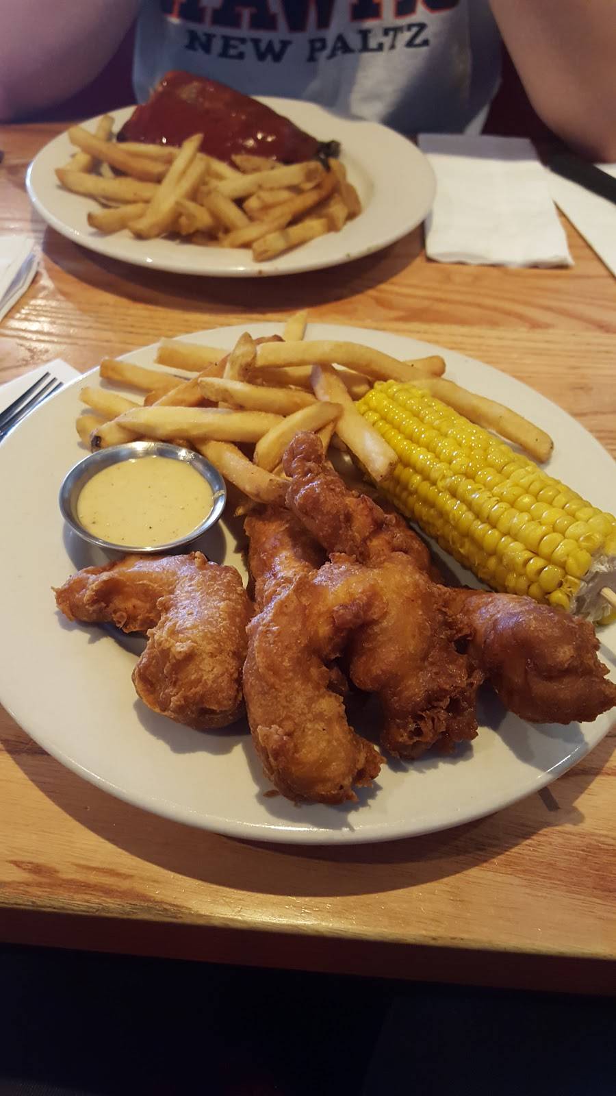 Chilis Grill & Bar | meal takeaway | 255 E Rte 59, Nanuet, NY 10954, USA | 8456236305 OR +1 845-623-6305