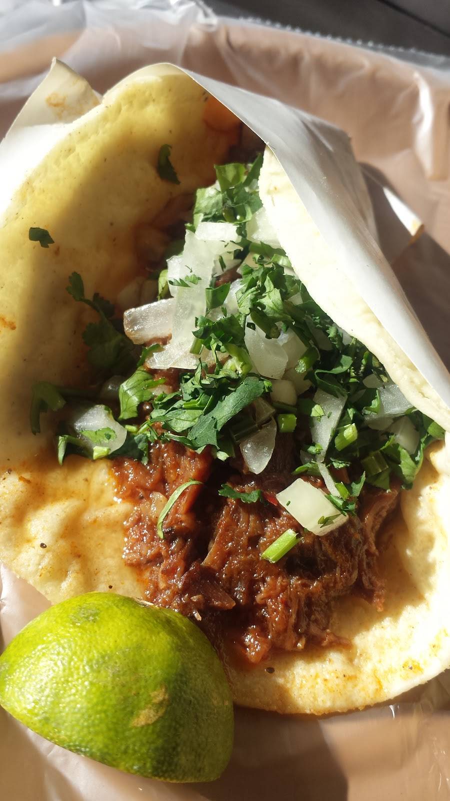 Tacos Aaron Rio | restaurant | José María Velazco 2232, Zona Urbana Rio Tijuana, 22010 Tijuana, B.C., Mexico | 016644956432 OR +52 664 495 6432