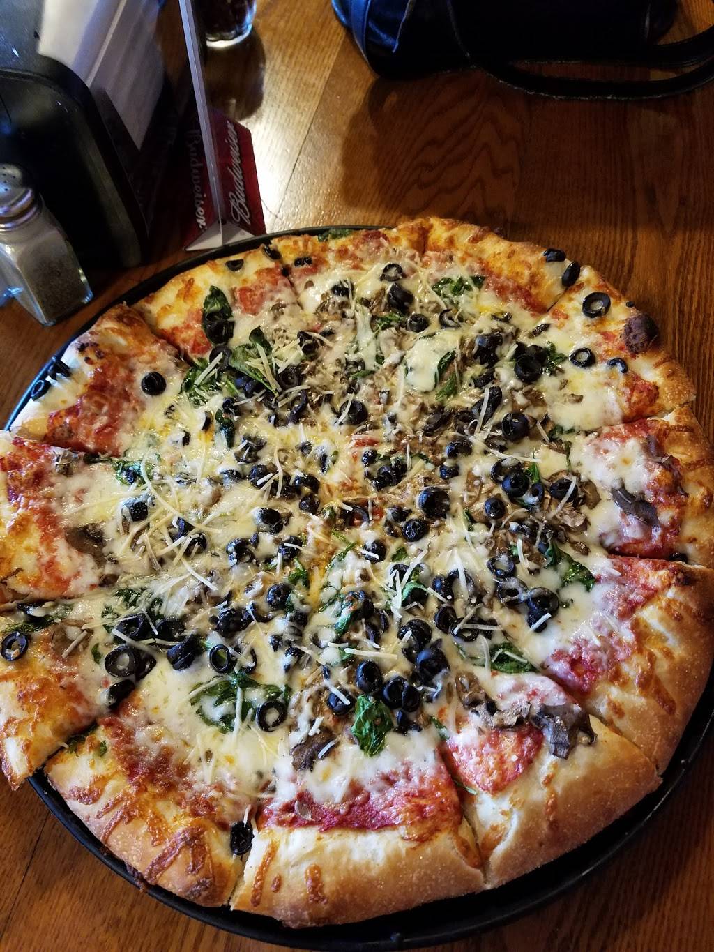 Paisanos Pizzeria | restaurant | 525 CA-49, Jackson, CA 95642, USA | 2092233050 OR +1 209-223-3050