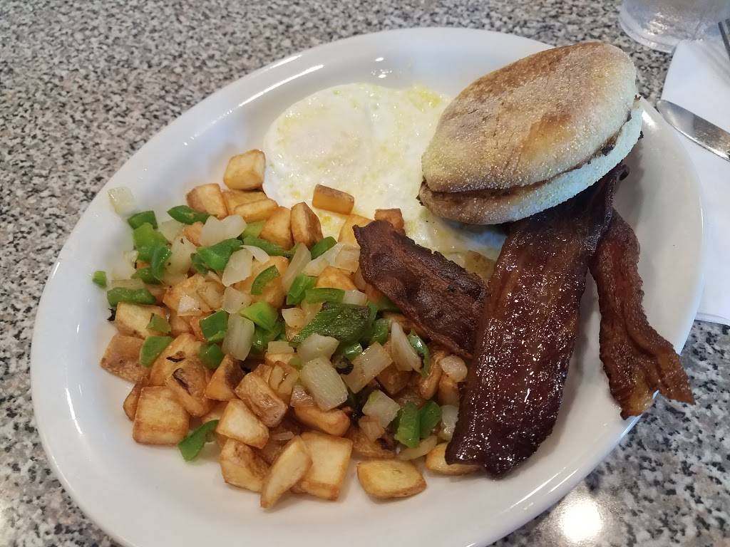 5 & Diner Delux | restaurant | 11340 W Bell Rd #125, Surprise, AZ 85378, USA | 6235834100 OR +1 623-583-4100