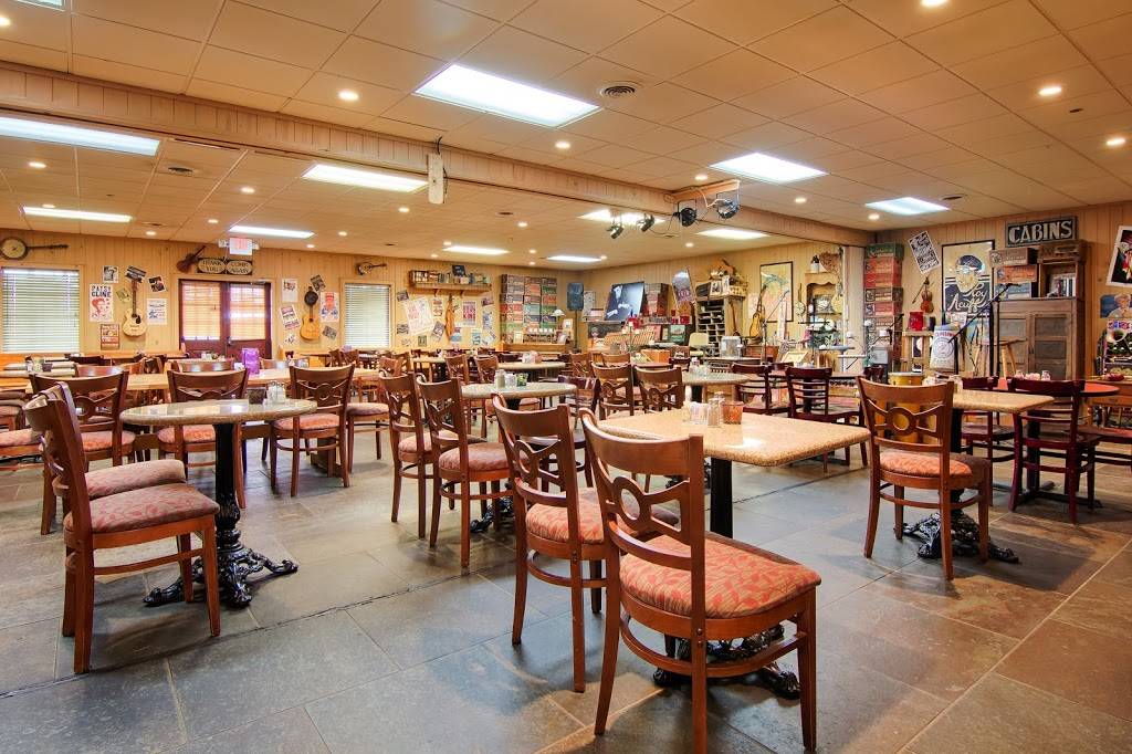 Jim Olivers Smoke House Restaurant | restaurant | 850 W Main St, Monteagle, TN 37356, USA | 9319242091 OR +1 931-924-2091