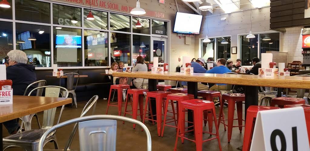 Slim Chickens | restaurant | 229 N Thompson Ln, Murfreesboro, TN 37129, USA | 6152036156 OR +1 615-203-6156