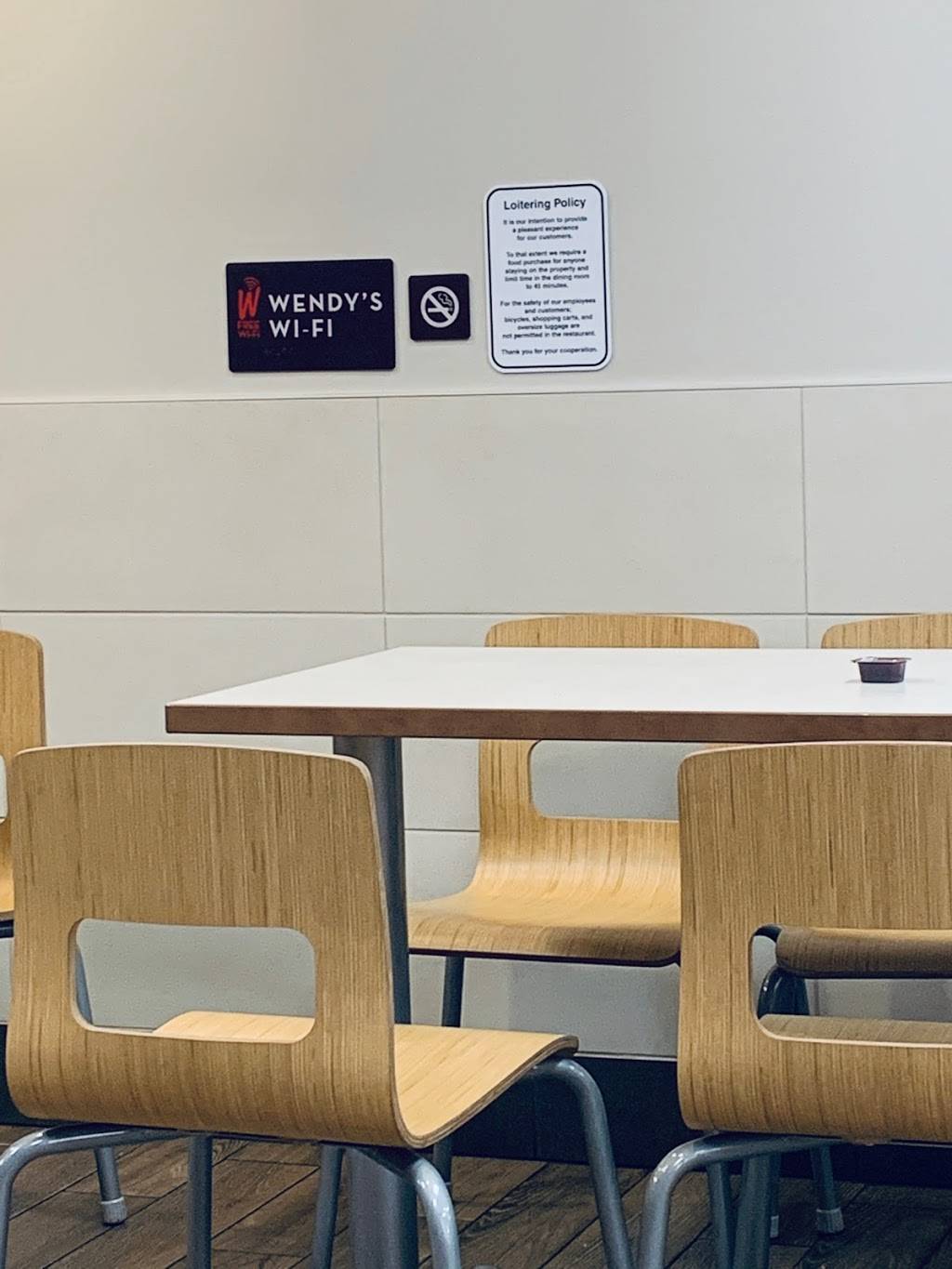 Wendys | restaurant | 1970 W Glendale Ave, Phoenix, AZ 85021, USA | 6023682985 OR +1 602-368-2985