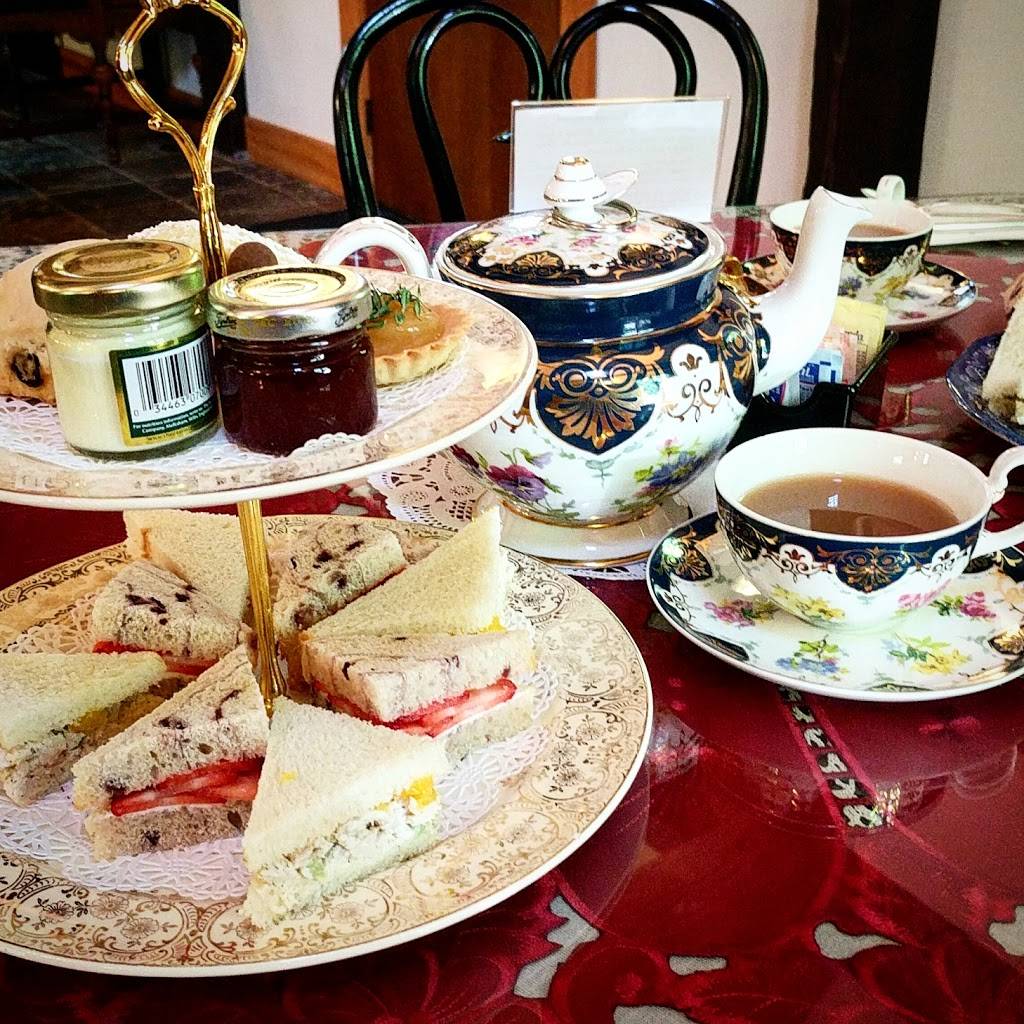 Anne Hathaway Cottage Tea Room | cafe | 950 W Beverley St, Staunton, VA 24401, USA | 5408858885 OR +1 540-885-8885