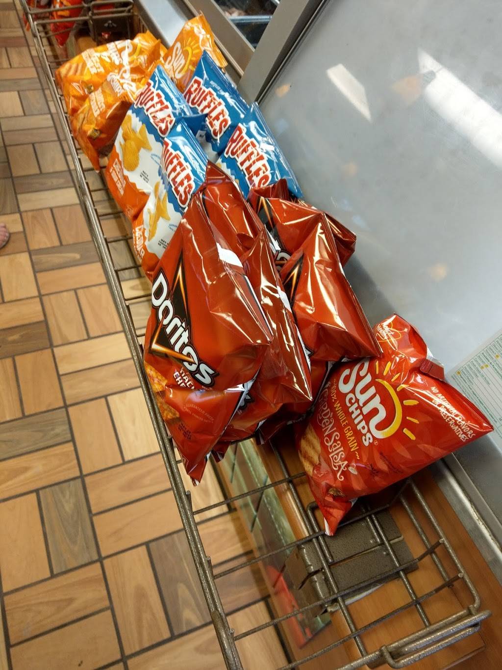 Subway | meal takeaway | 810 N Main St, Payson, UT 84651, USA | 8014654870 OR +1 801-465-4870