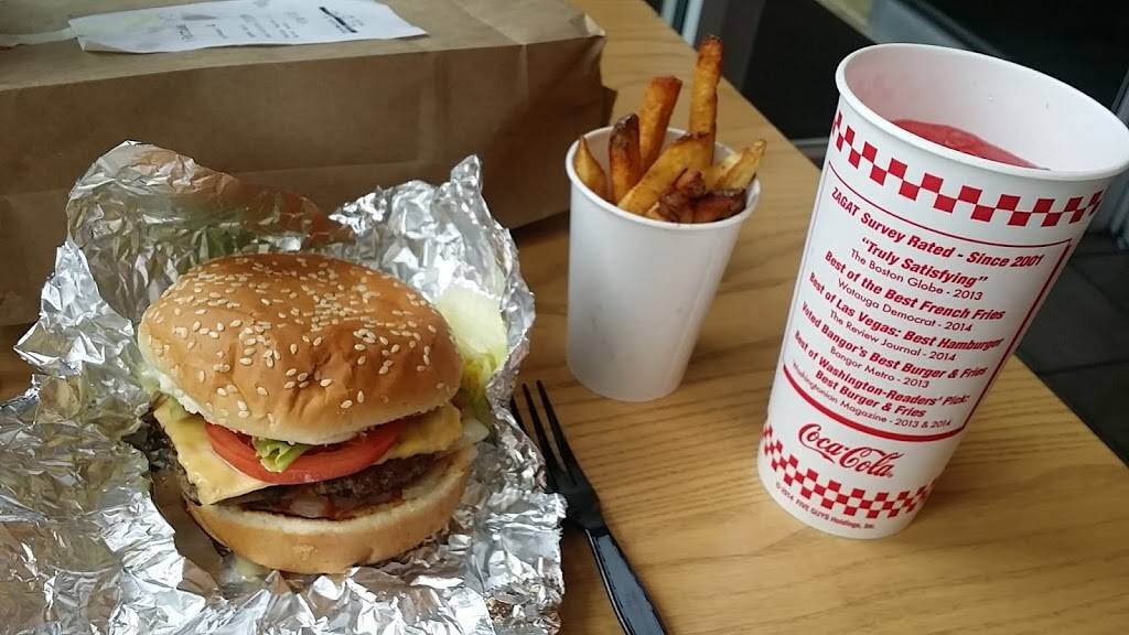 Five Guys | meal takeaway | 1146 S Wabash Ave, Chicago, IL 60605, USA | 3124318140 OR +1 312-431-8140