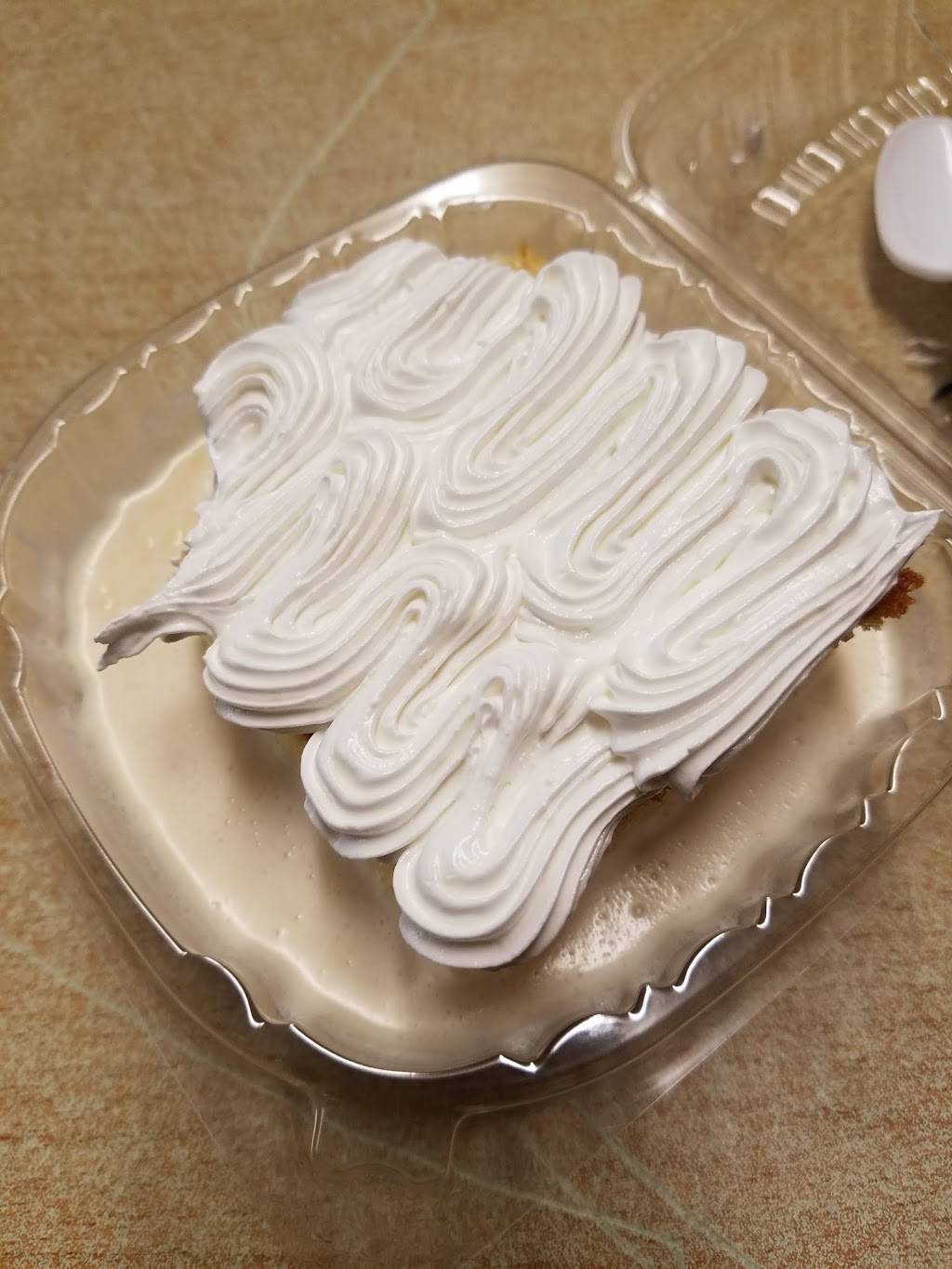 Carmitas Puerto Rican Bakery | bakery | 705 Cranston St, Providence, RI 02907, USA | 4014324046 OR +1 401-432-4046