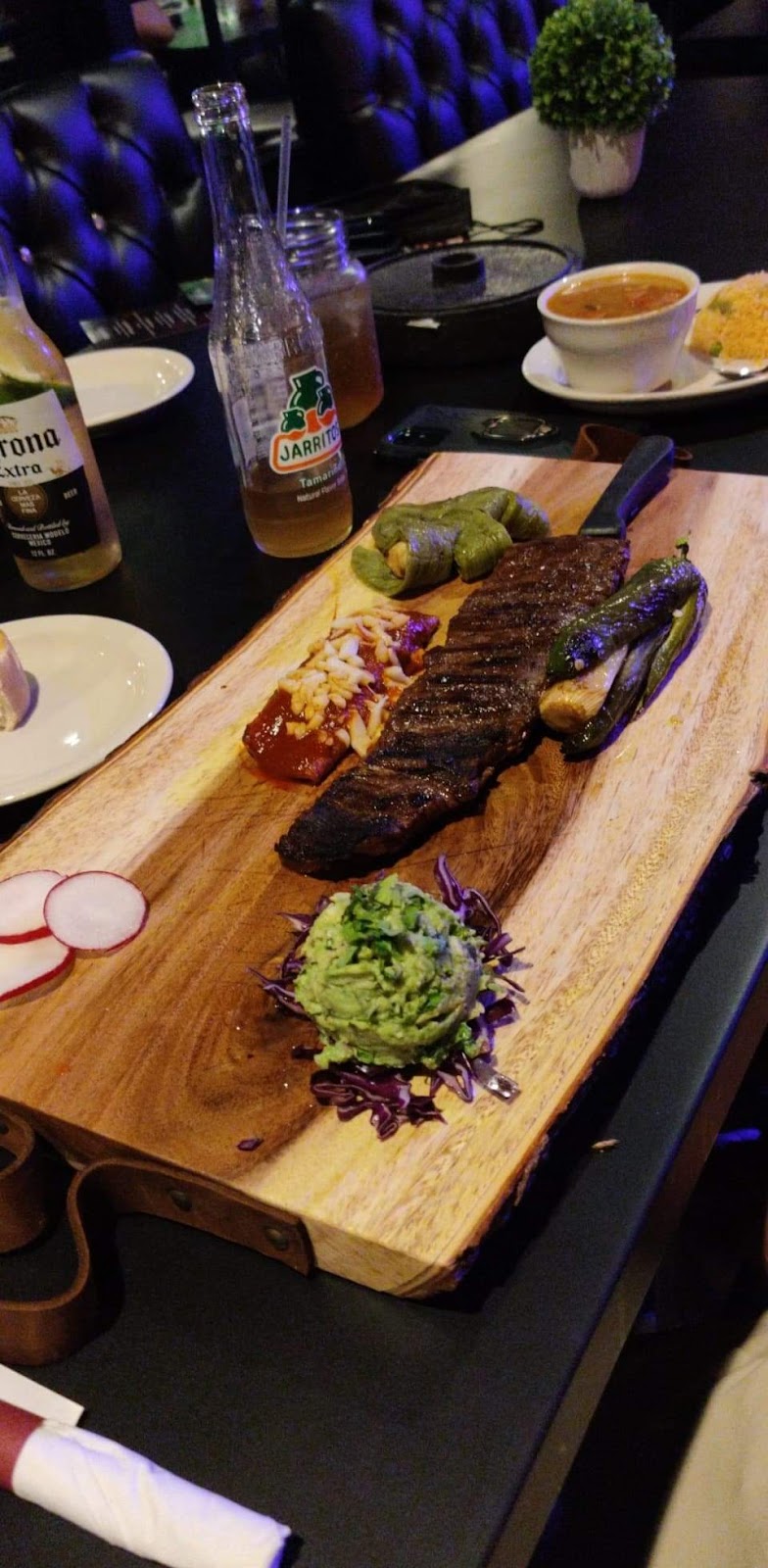 Hacienda Calavera | restaurant | 5503 W Cermak Rd, Cicero, IL 60804, USA | 3123156246 OR +1 312-315-6246